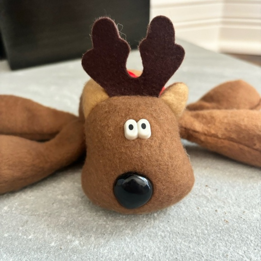 Hallmark Vintage Rodney Reindeer 1979 Beanie Plush Stuffed Animal Christmas - Picture 2 of 10